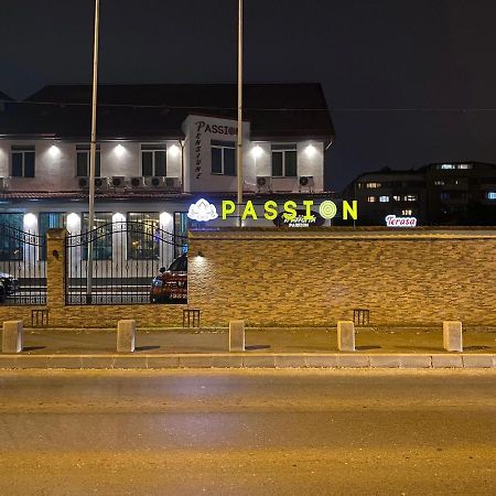 Pensiunea Passion Bukares Bagian luar foto
