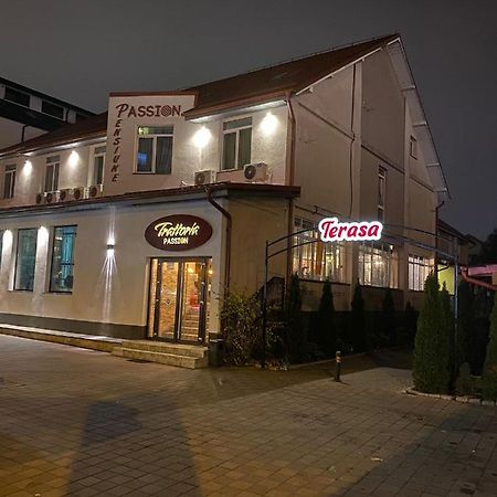Pensiunea Passion Bukares Bagian luar foto