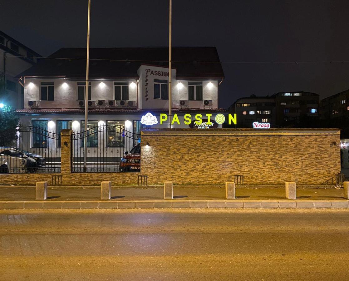 Pensiunea Passion Bukares Bagian luar foto