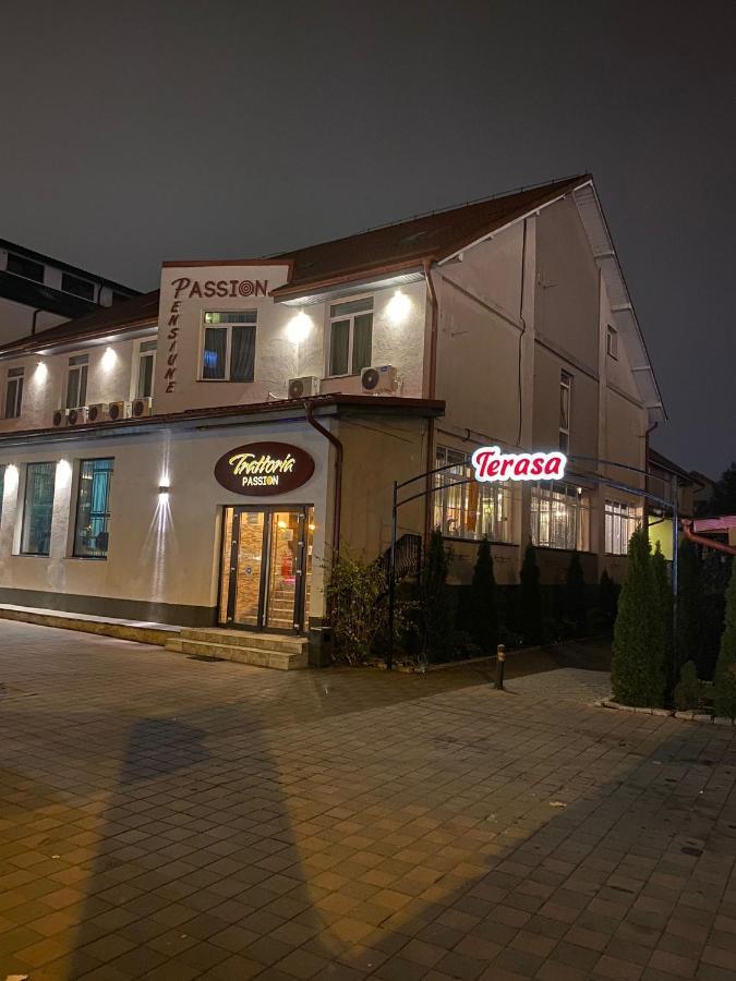Pensiunea Passion Bukares Bagian luar foto